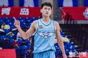 必一运动官网-得分已经上双！王睿泽首节6中4拿到12分1板2助